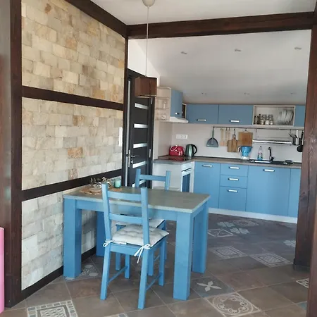 Daire горе на вилата Shkorpilovtsi